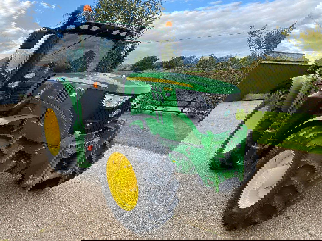 John Deere 6155R AP