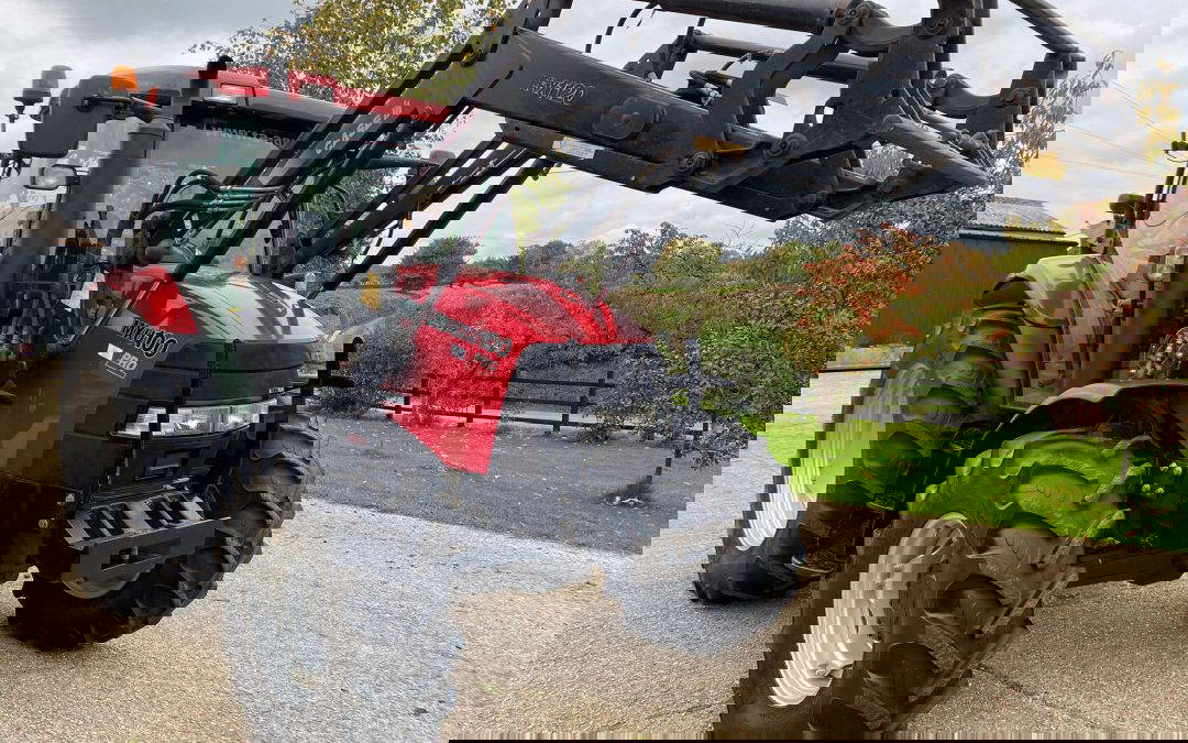 Case Maxxum MXU100 & Loader