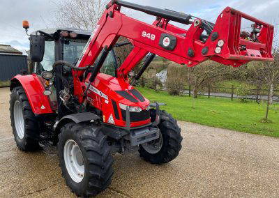 Massey Ferguson 5713s NEXT Edition & Loader