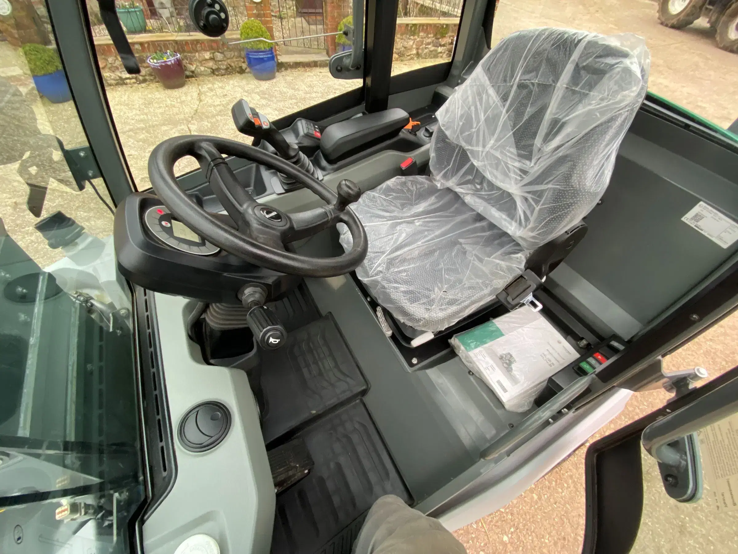 TA Agri New & Used Agricultural Machinery Kramer Tractor