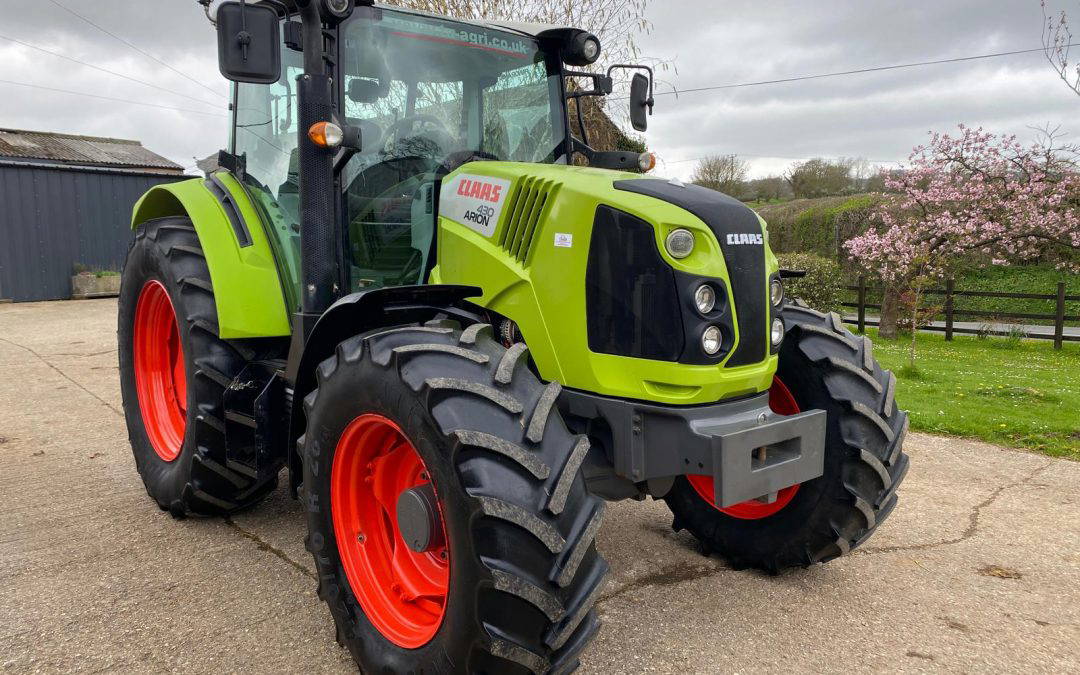Claas Arion 430