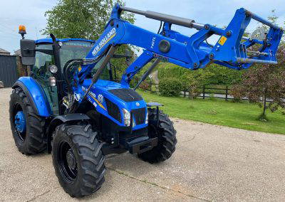 New Holland T5.105 & Loader