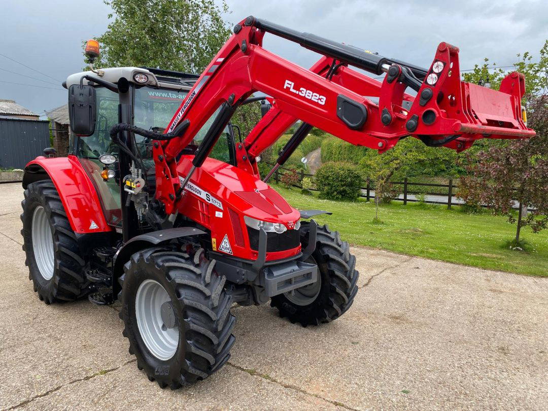 Massey Ferguson 5713s & Loader