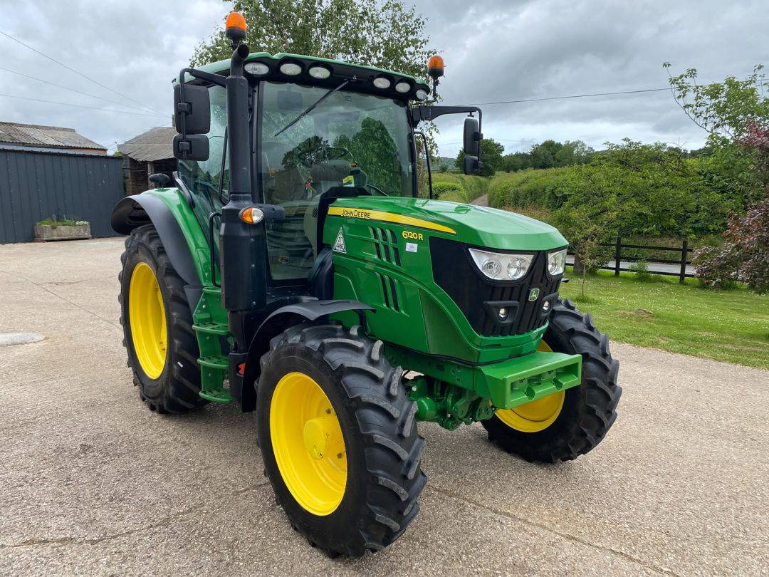 John Deere 6120R AP
